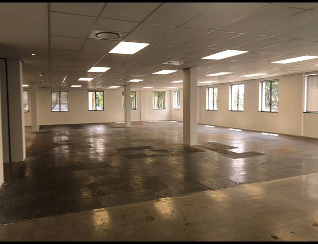 362M² OFFICE TO LET IN SANDHURST
